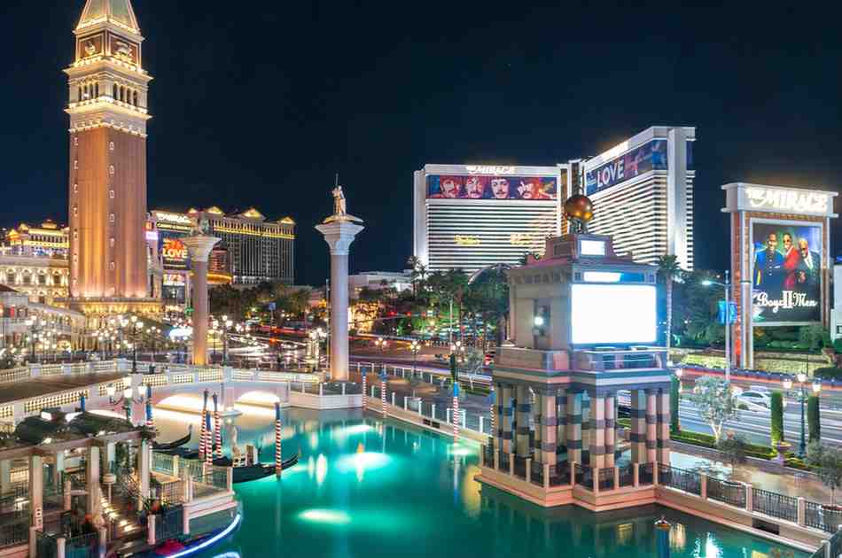 Invest in the Winning Hand: 5 Top Casino Stocks Poised for Success for 2024