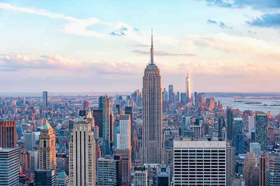 R. Kiyosaki warns New Yorkers to protect themselves with these 2 cryptos thumbnail