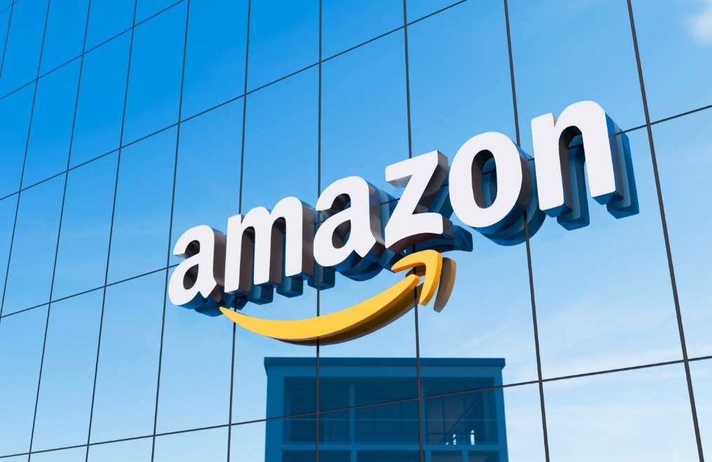 Wall Street sets Amazon stock price for the next 12 months thumbnail