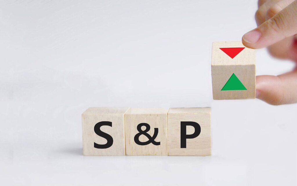 Banking giant sets new S&amp;P 500 price target thumbnail