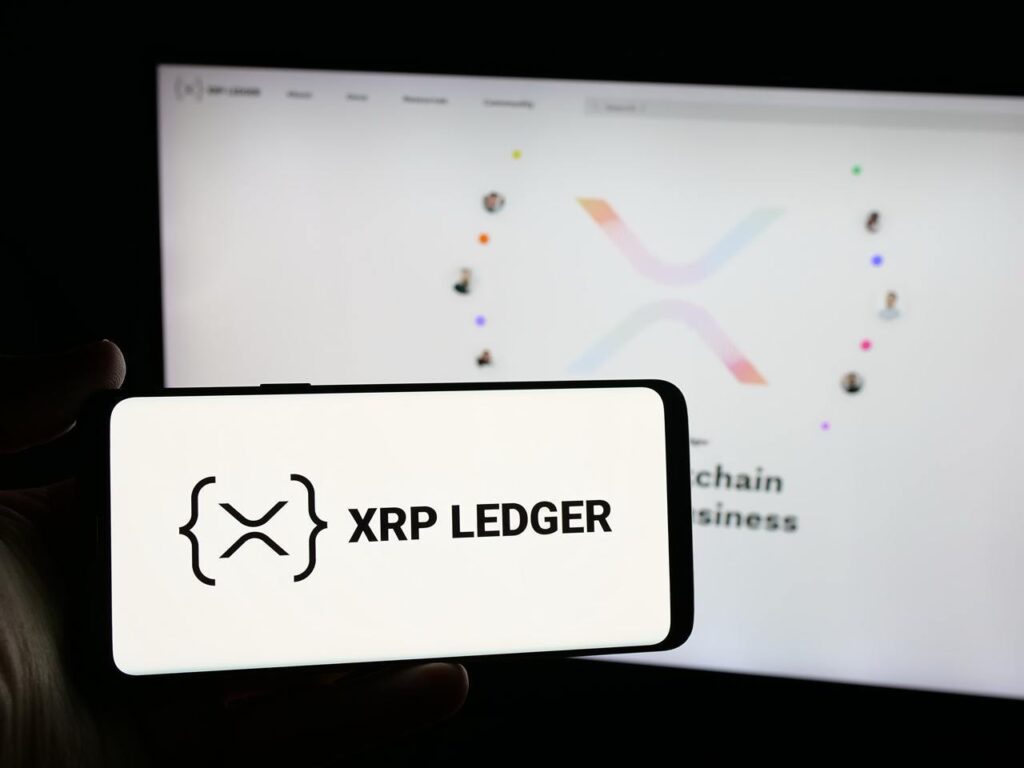 XRP active addresses crash to the lowest level in 2026 thumbnail