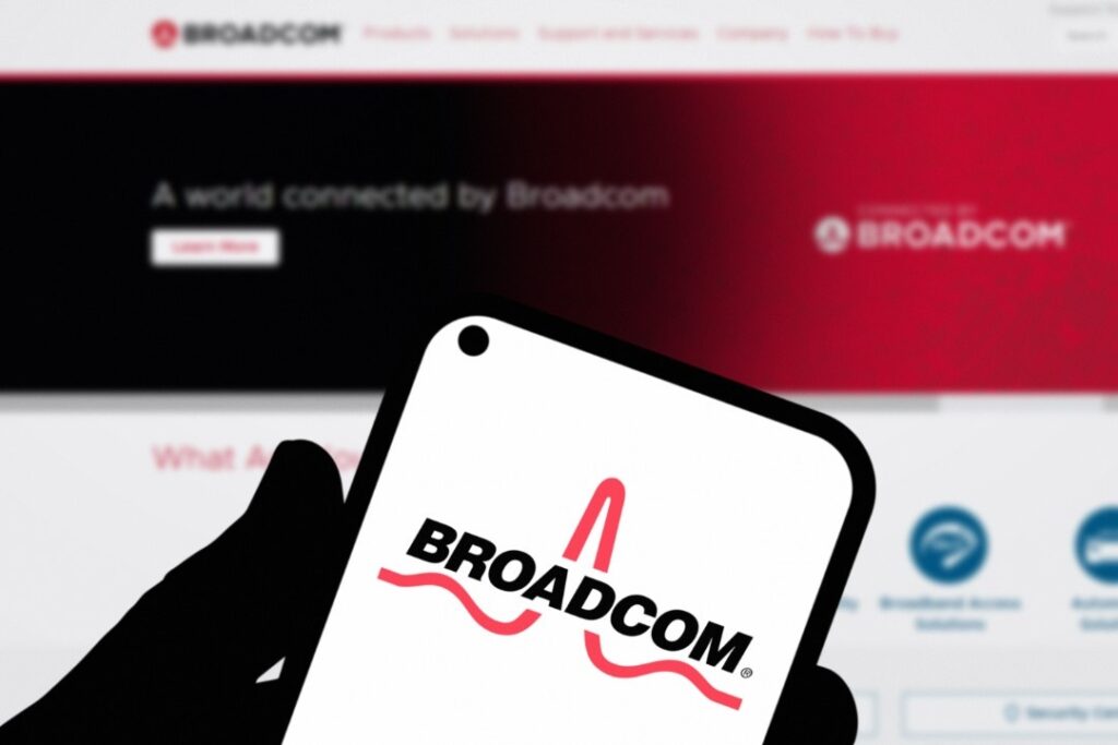 Analysts upgrade Broadcom stock price target following earnings report thumbnail