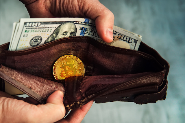 Bitcoin enters cycle’s most frustrating phase as supply in loss hits 45% thumbnail