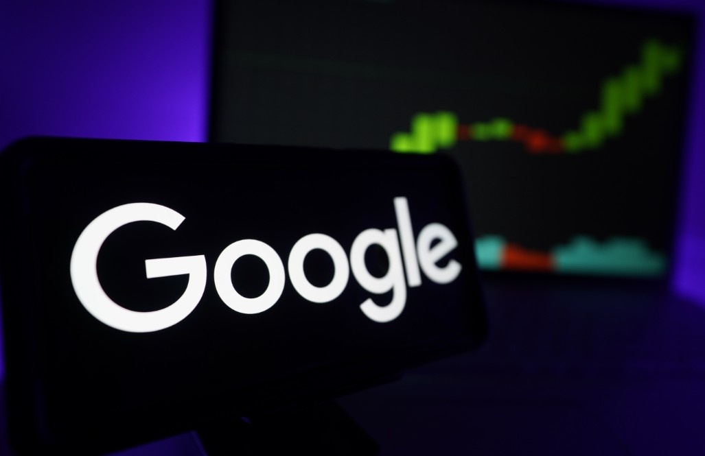 Finance experts predict Google stock price for end of 2026