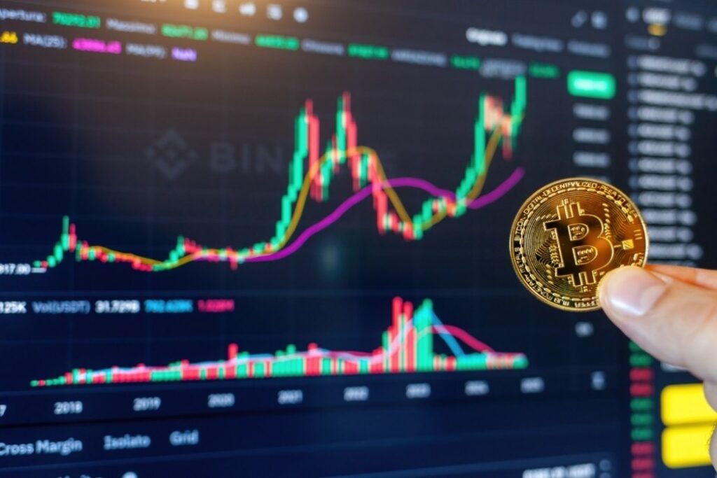 Machine learning algorithm predicts Bitcoin price for April 1, 2026 thumbnail