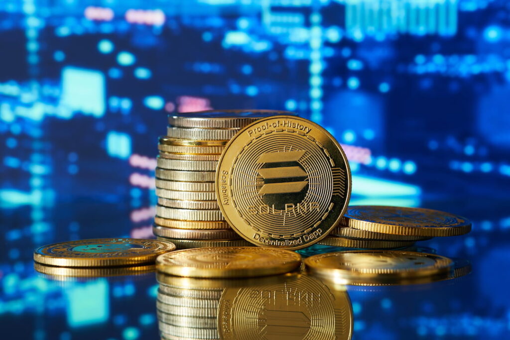 Solana (SOL) ranks top in DEX trading in March, with nearly $50 billion thumbnail