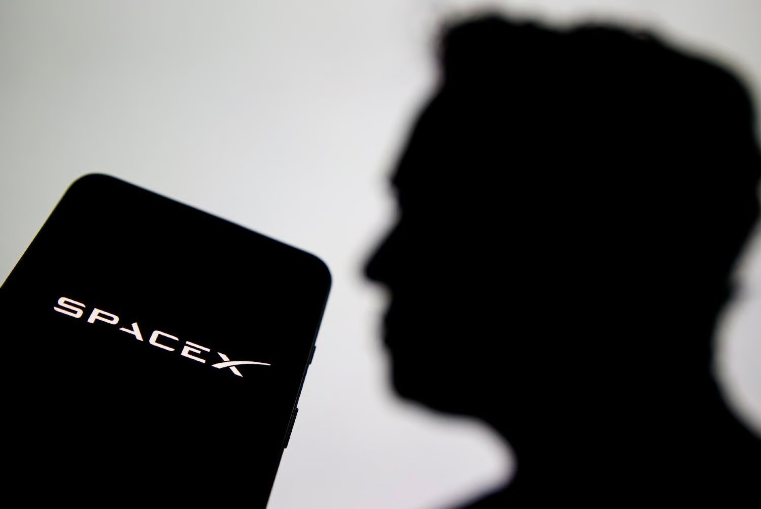 Wall Street analyst updates SpaceX stock price target